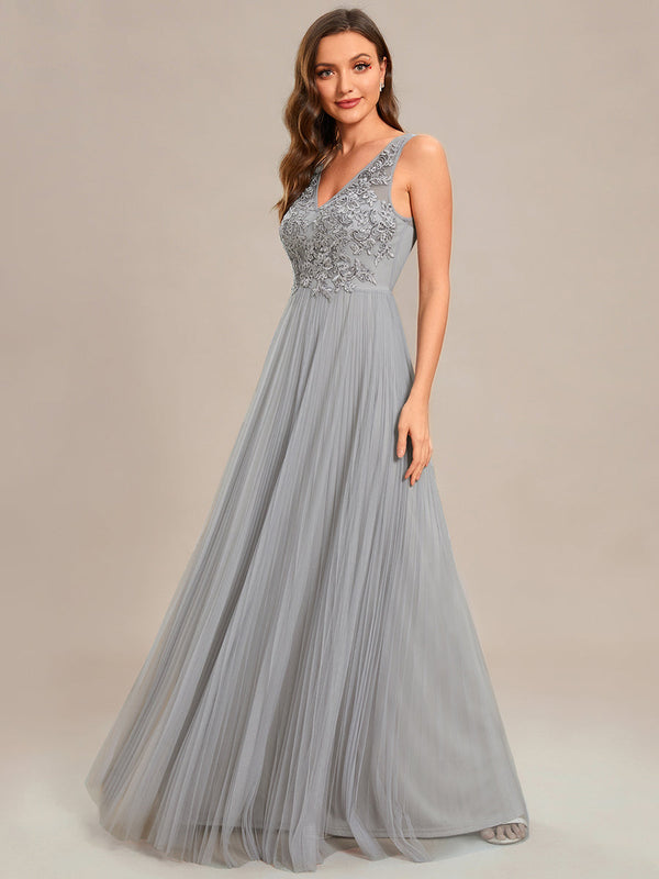 Elegant Appliques Chiffon A-Line Floor Length V Neck Sleeveless Evening Dress