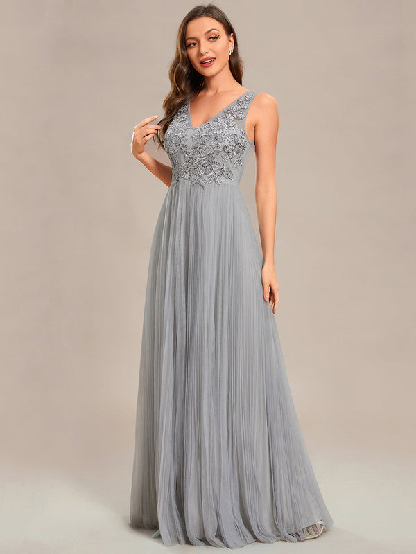 Elegant Appliques Chiffon A-Line Floor Length V Neck Sleeveless Evening Dress