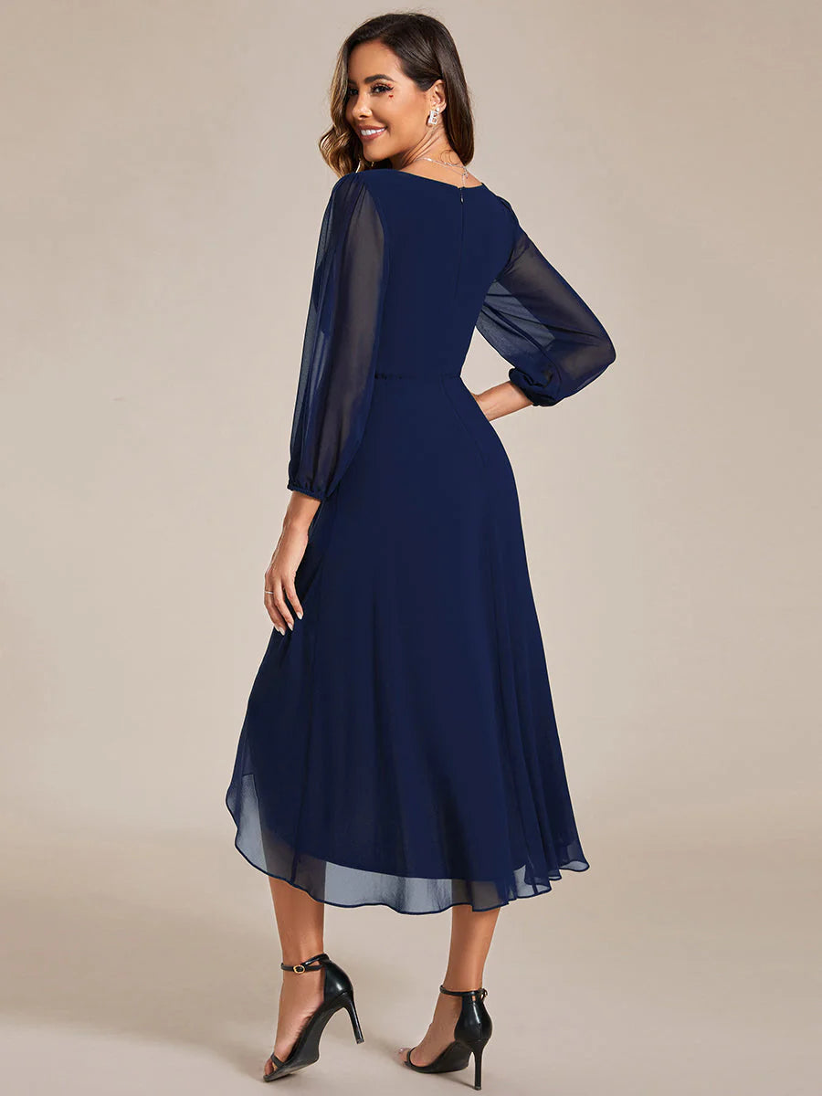 Women's Knee-Length Homecoming Cocktail Dress With Short Sleeves