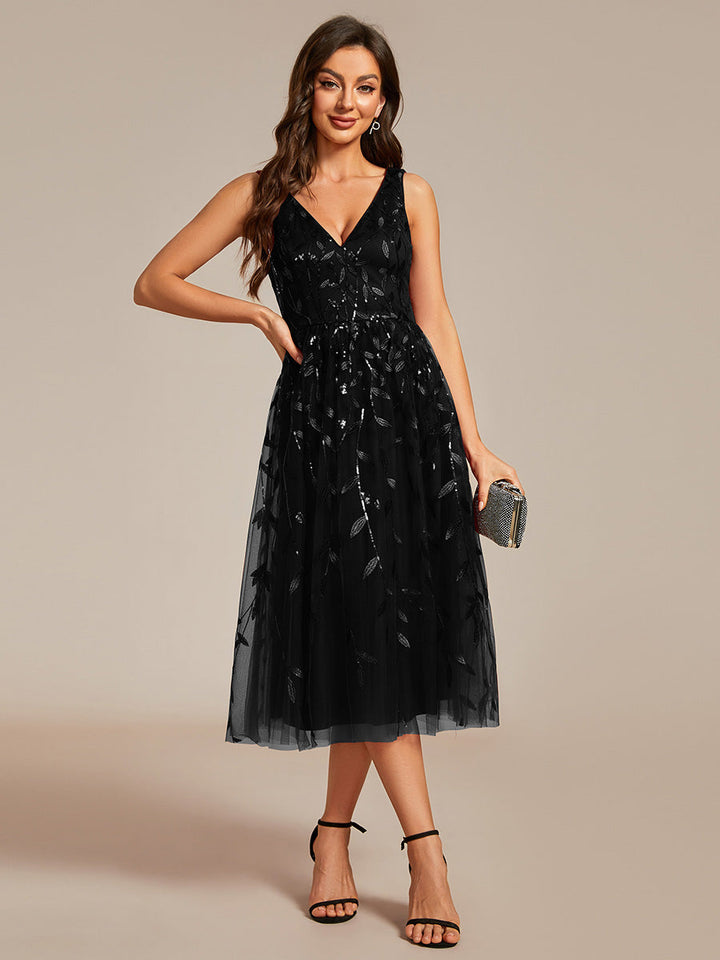 V-Neck Sequin Midi Wedding Guest Dress With Sleeveless - CALABRO®