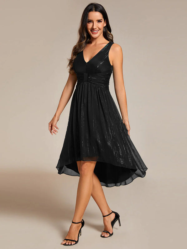 Glittery Spaghetti Straps Knee Length Bowknot Bridesmaid Dress