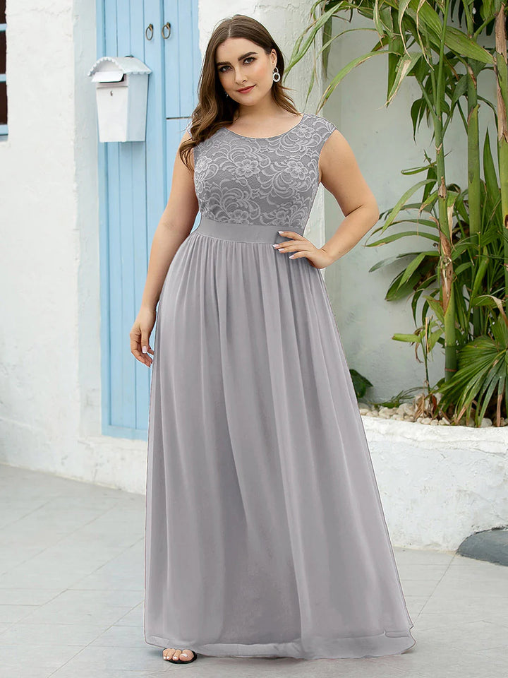 Plus Size Fahion Bridesmaid Dresses with Lace