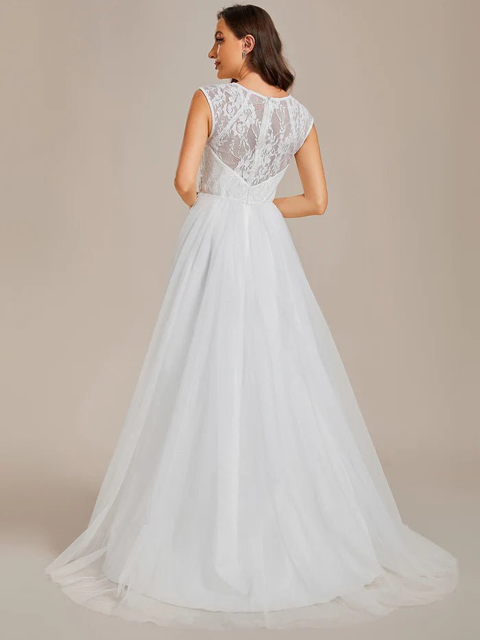 Elegant Hollow Lace Round Neck Wedding Dresses - CALABRO®